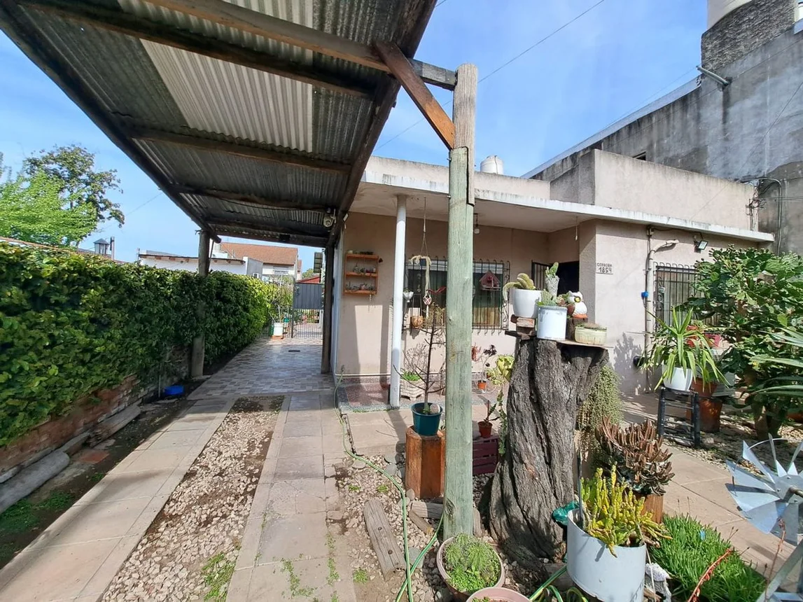 Casa de 5 ambientes en venta en Paso del Rey, Cordoba 1859 1800, foto 5