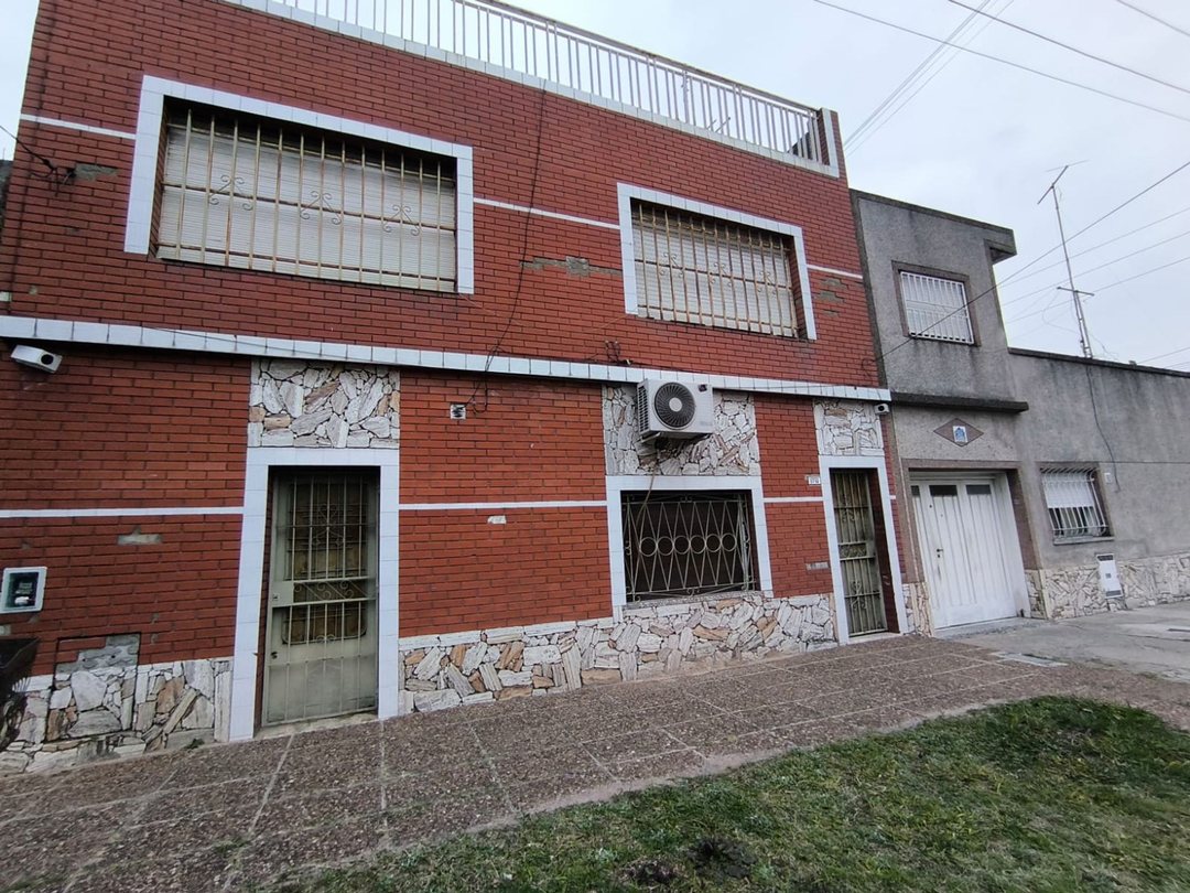 Venta Casa Lote propio ideal 2 familias