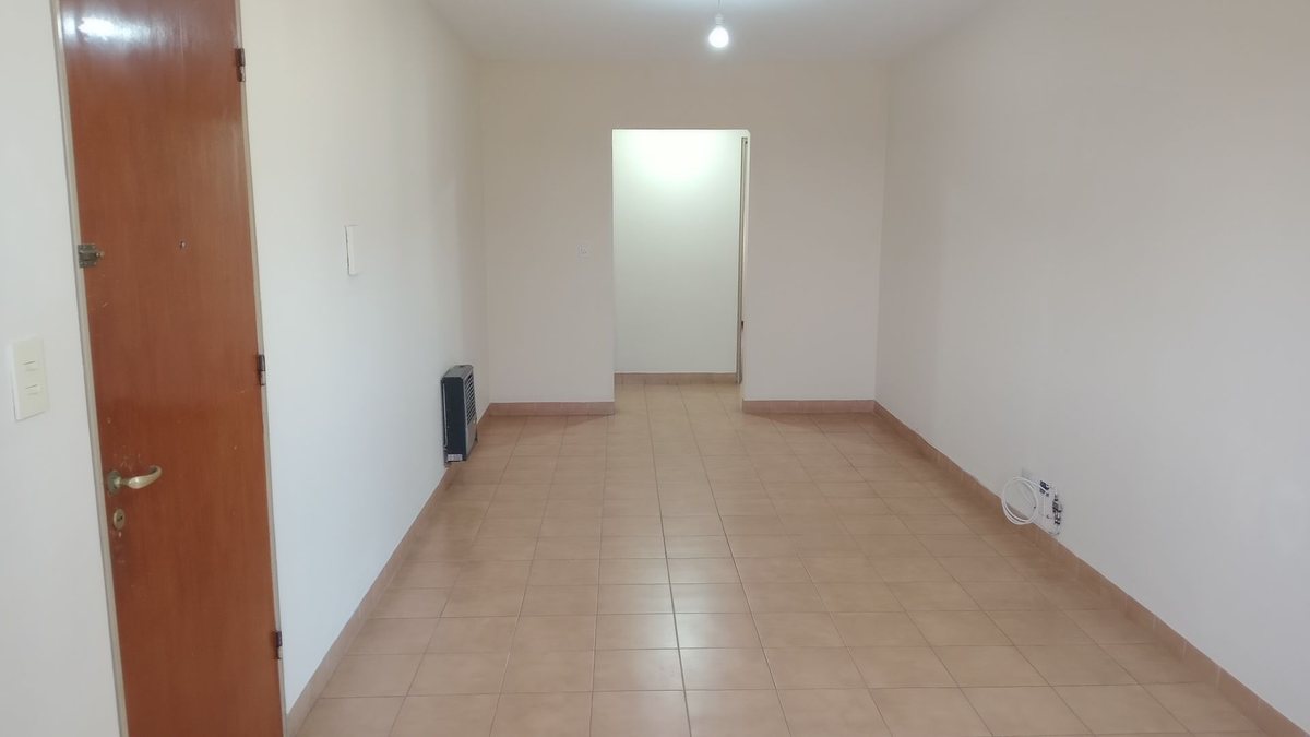 DEPARTAMENTO EN ALQUILER MACROCENTRO 3 DORMITORIOS - foto 4
