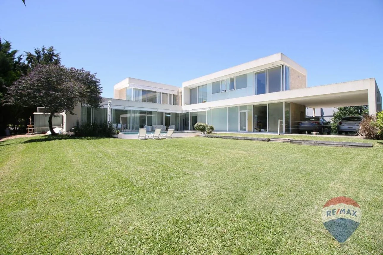 Casa en venta en Pilar, foto 2