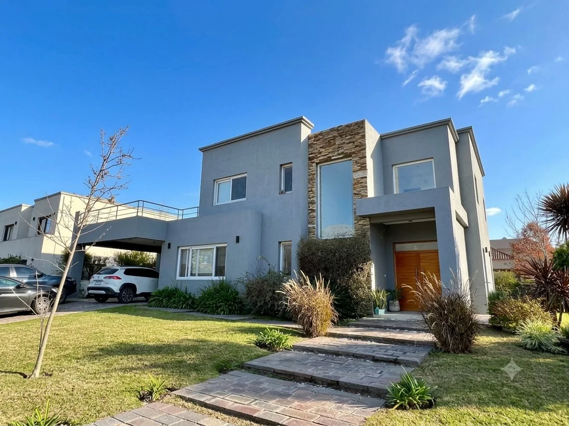 Casa de 5 ambientes en venta en Bella Vista, Flaubert 1300, foto 2