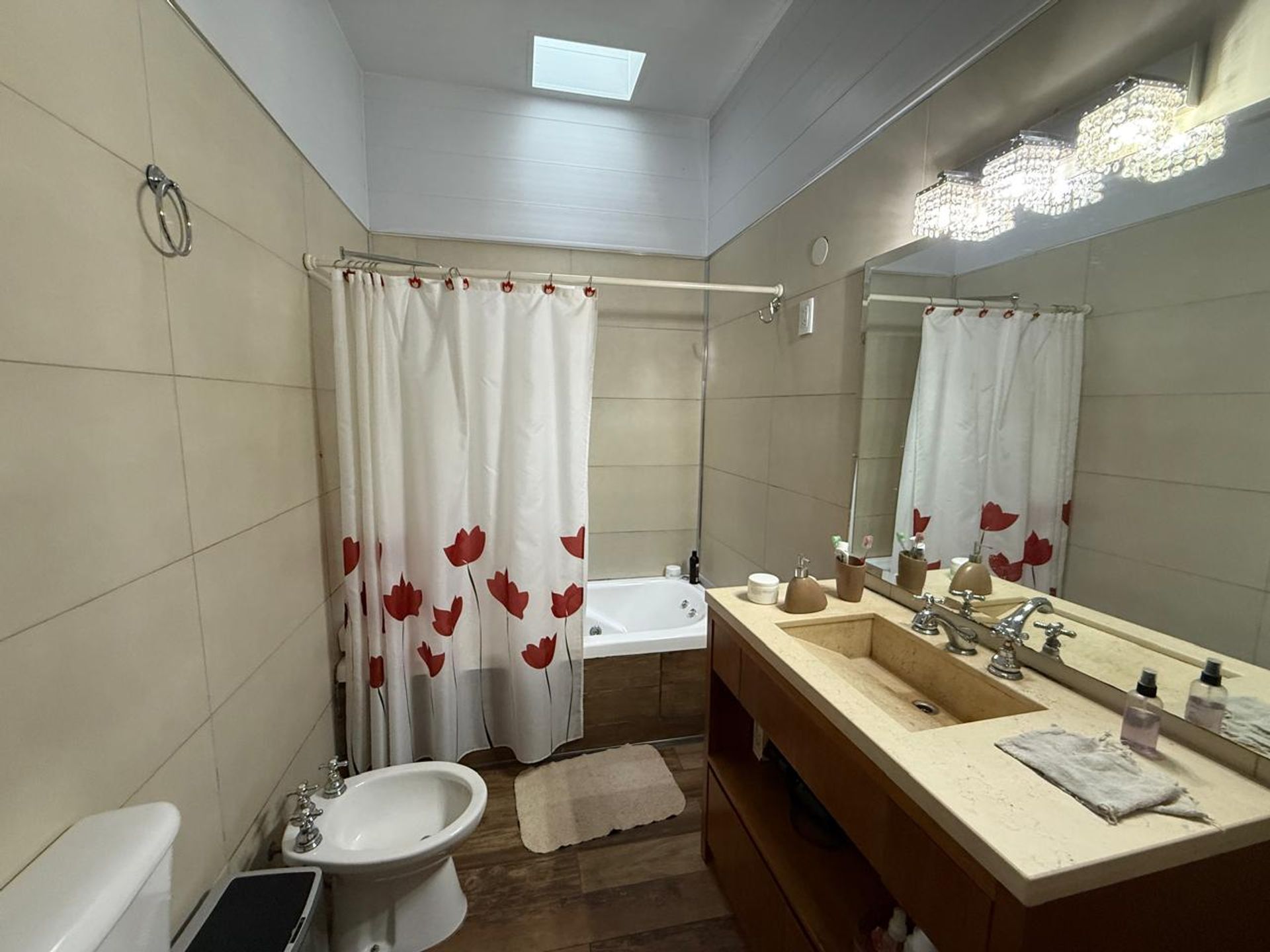 Foto 24 — VENTA CASA 2 AMB JARDIN, COCHERA PILETA BERNAL