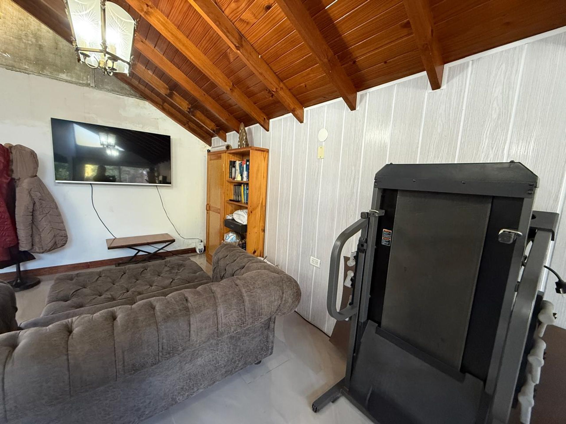 Foto 7 — VENTA CASA 2 AMB JARDIN, COCHERA PILETA BERNAL