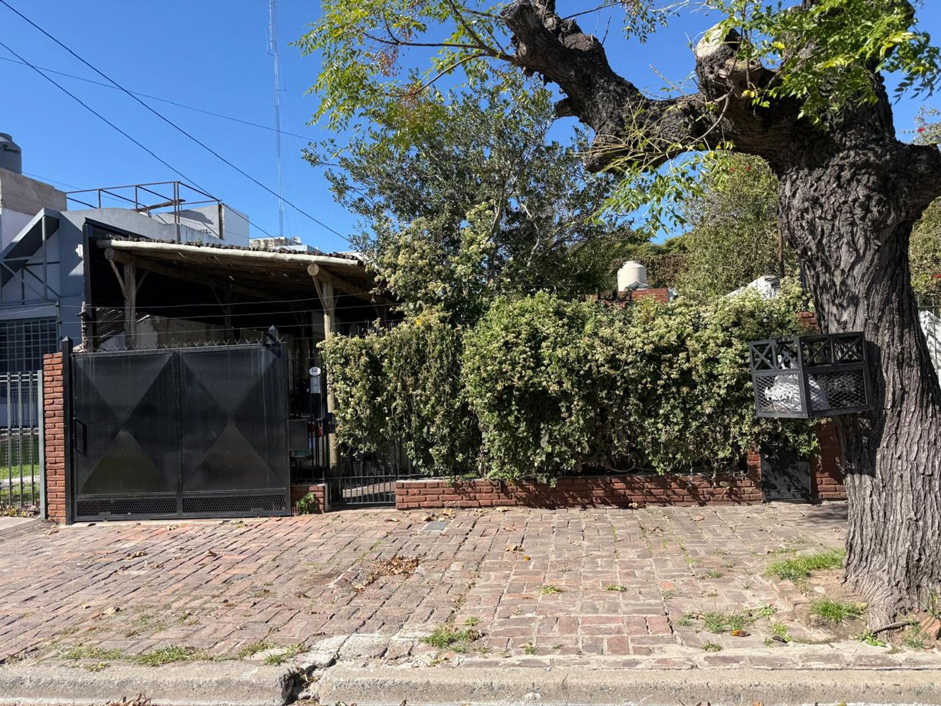 Foto 14 — VENTA CASA 2 AMB JARDIN, COCHERA PILETA BERNAL