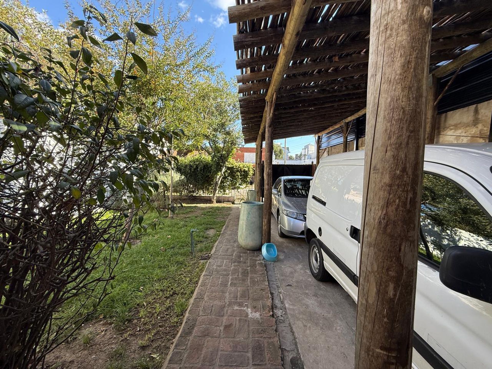 Foto 18 — VENTA CASA 2 AMB JARDIN, COCHERA PILETA BERNAL