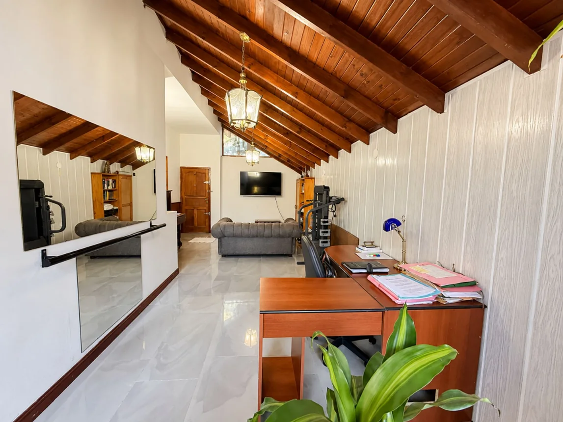 Casa en venta en Bernal Oeste, foto 2