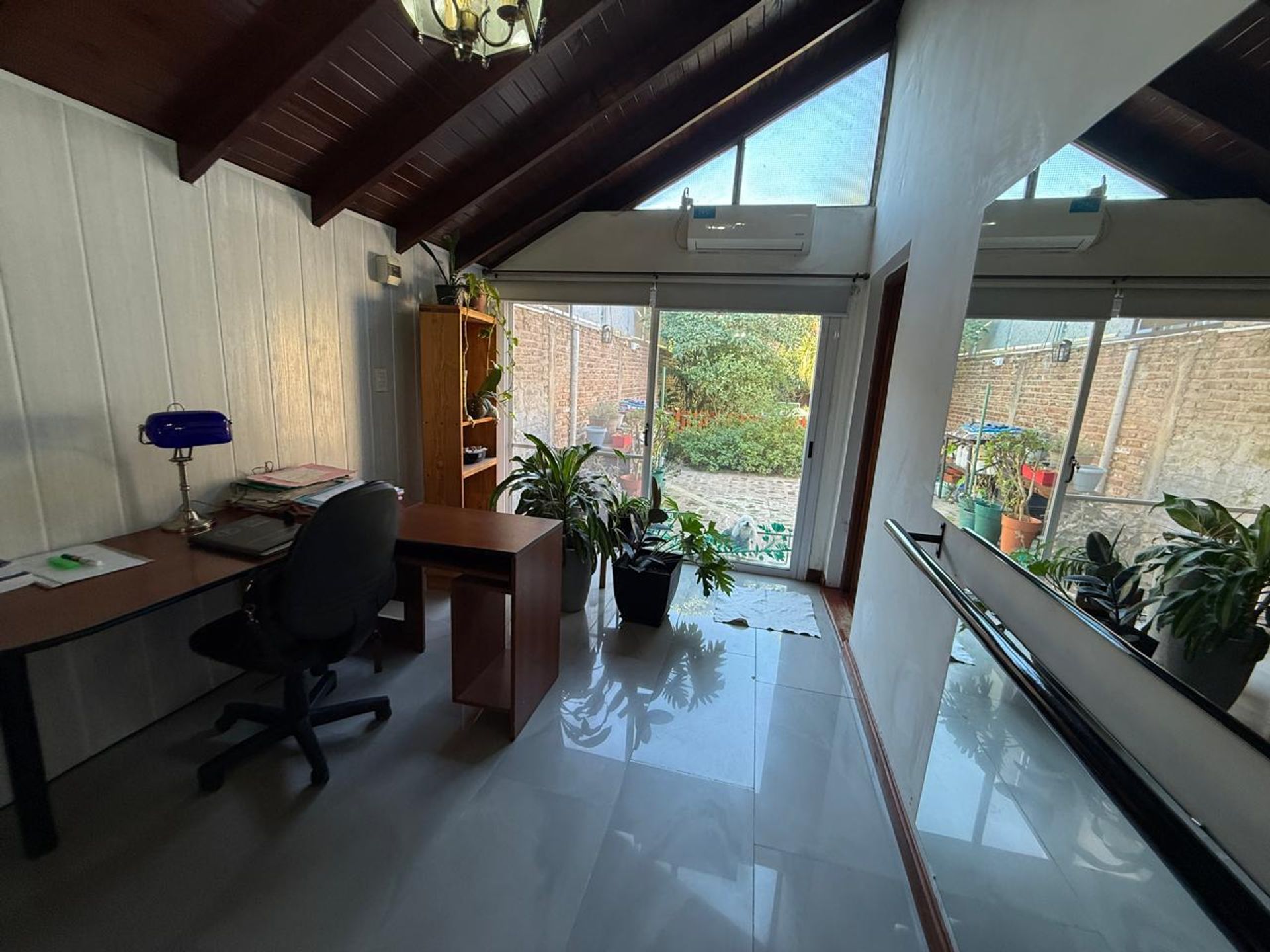 Foto 4 — VENTA CASA 2 AMB JARDIN, COCHERA PILETA BERNAL