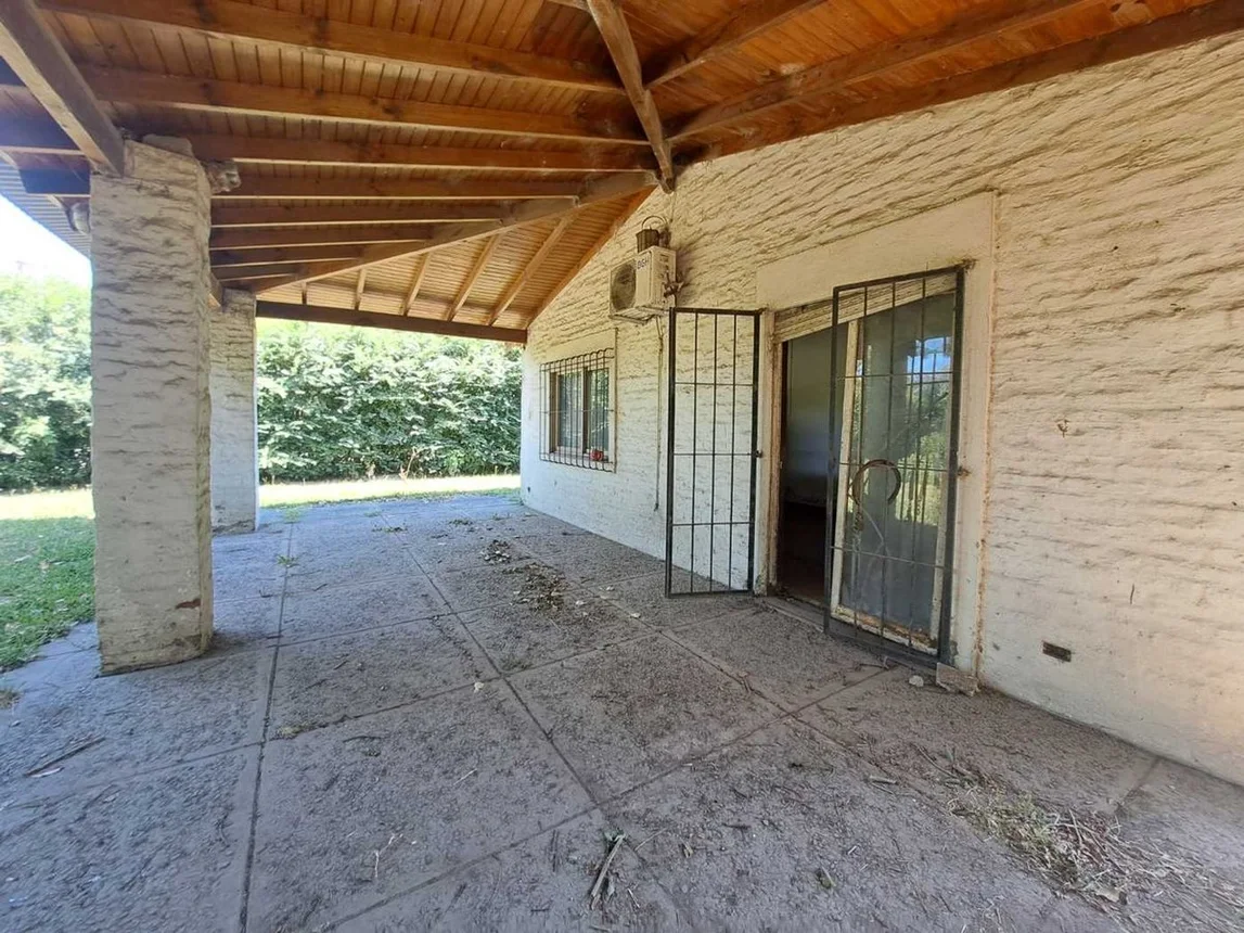 Casa de 4 ambientes en venta en Paso del Rey, Galileo Galilei 3100