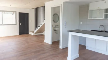 Venta Casa 2 dorm. en Shangrila Sur c/Parrillero