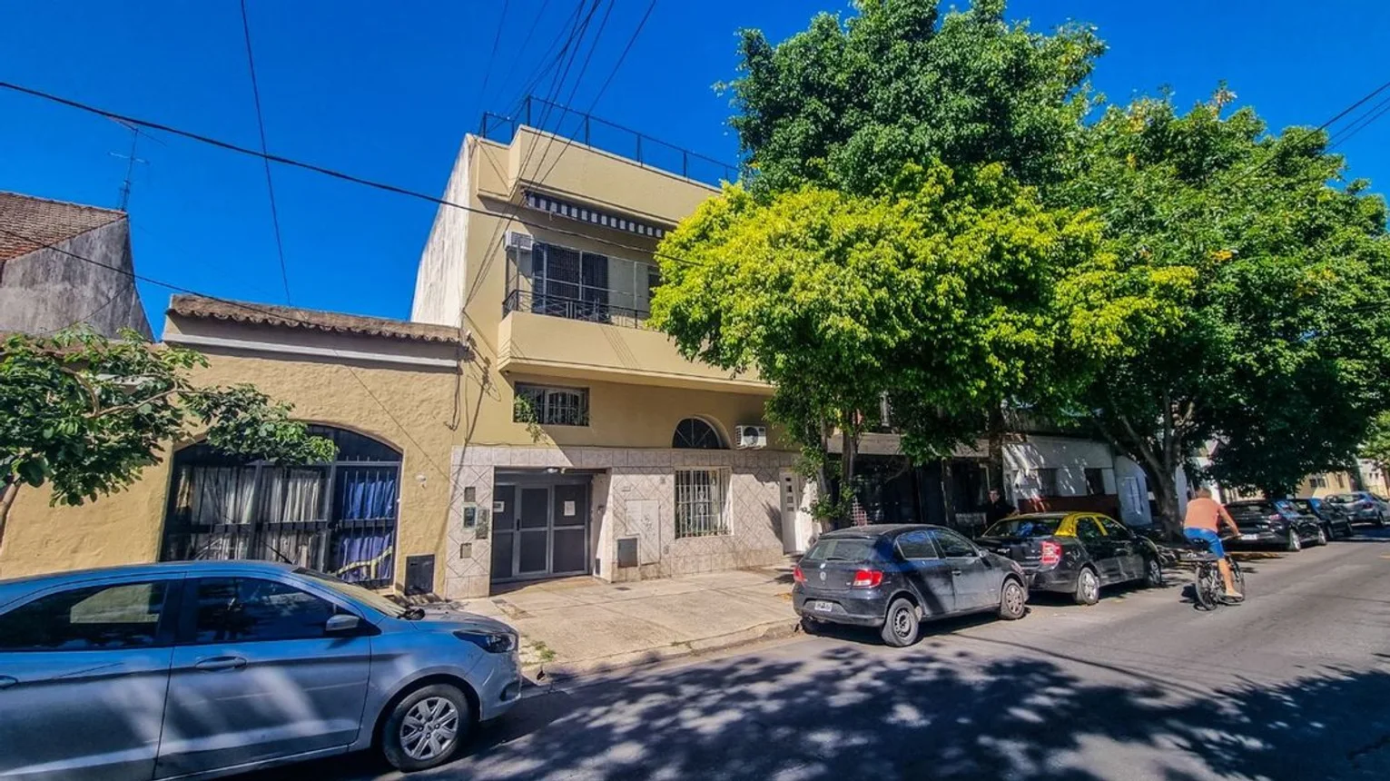 PH de 4 ambientes en venta en Monte Castro, Cervantes 2300