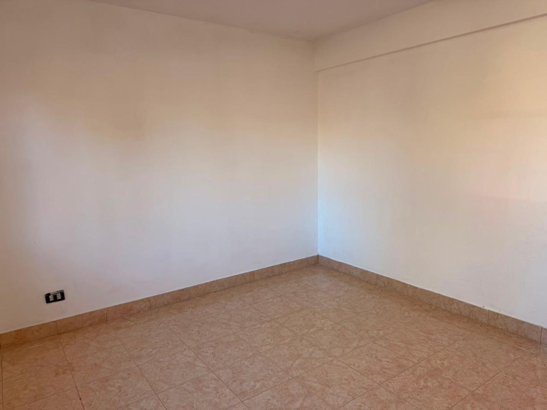 DEPARTAMENTO ALQUILER DEAN FUNES AL 3300 2 DORM - foto 3