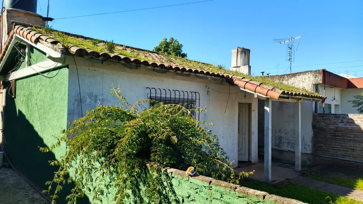 Casa en venta en Castelar, foto 2