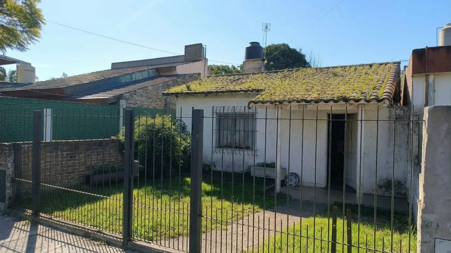 Casa en venta en Castelar, foto 3