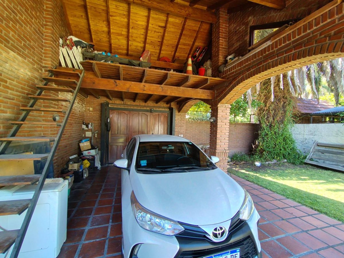Foto 11 — VENTA CASA 4 Amb. c/JARDIN y PILETA - OPORTUNIDAD!
