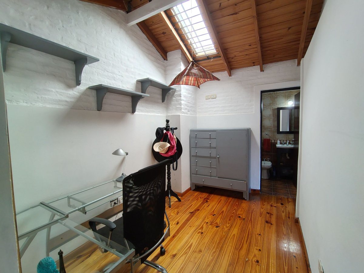 Foto 31 — VENTA CASA 4 Amb. c/JARDIN y PILETA - OPORTUNIDAD!