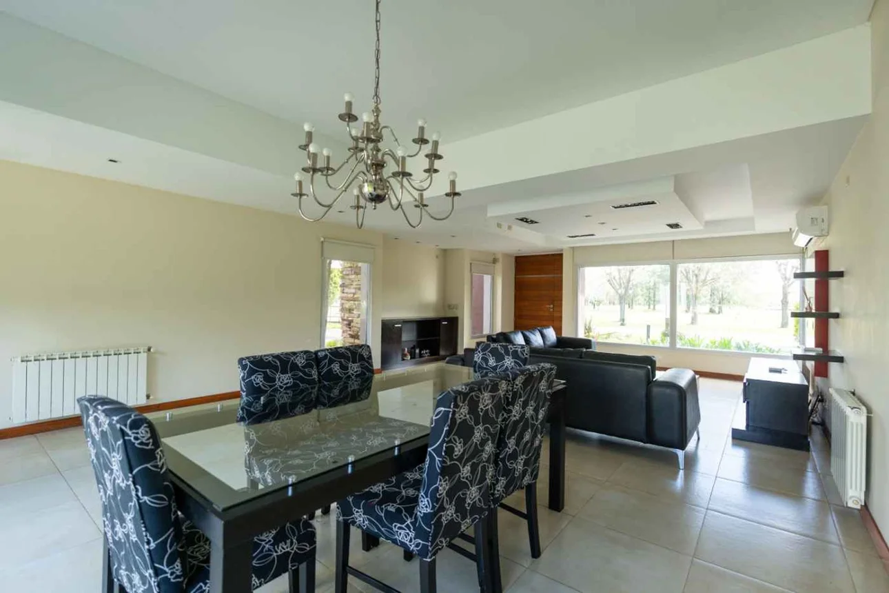 Casa en venta en La Plata, foto 3