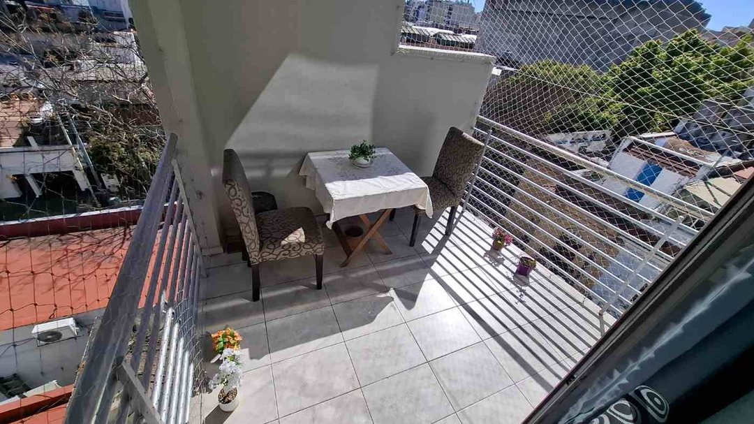 VENTA 2 AMBIENTES BALCÓN FRENTE CATEGORIA FLORES