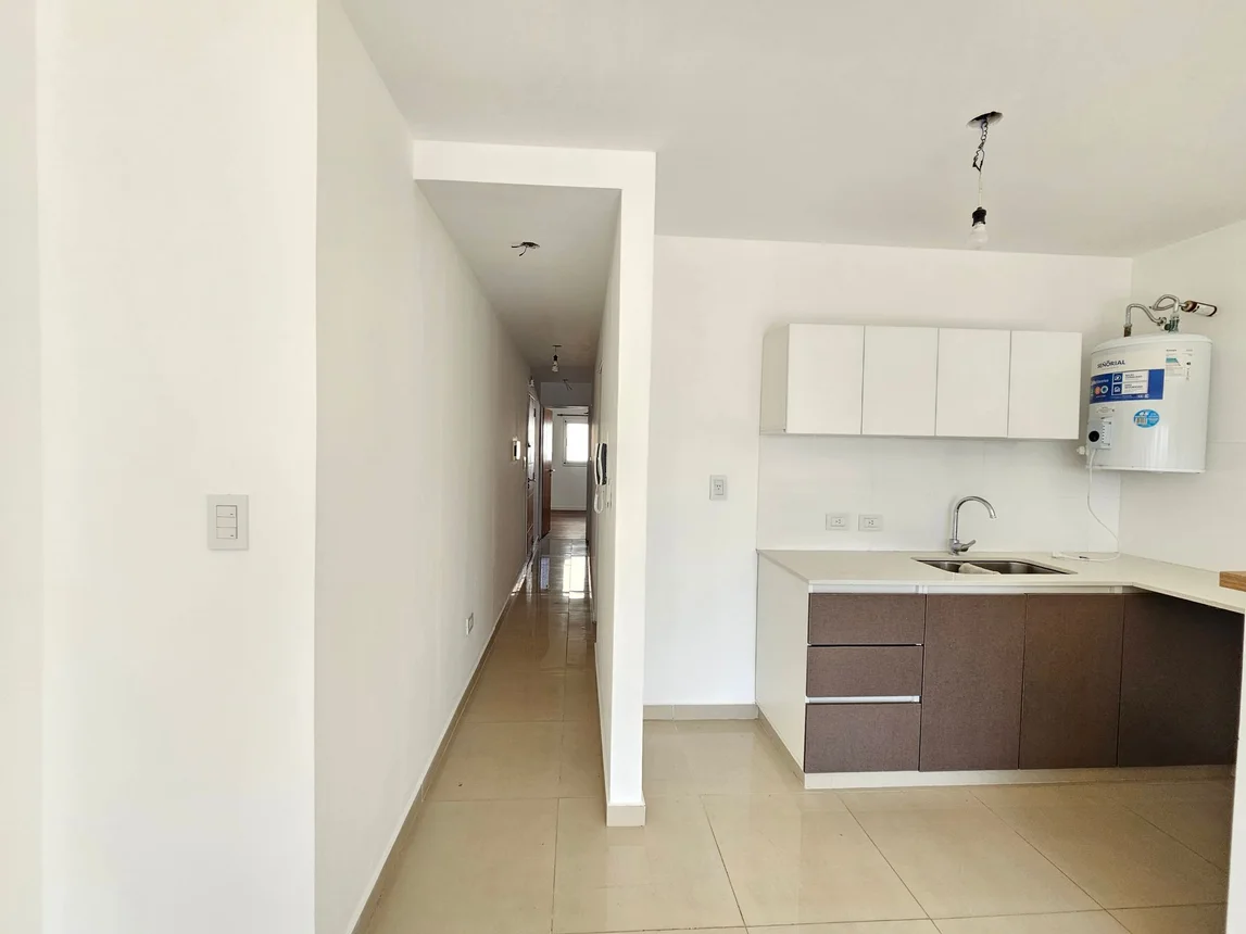 Departamento en alquiler en La Plata, foto 3