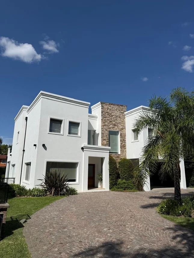 Casa en venta en Pilar, foto 3