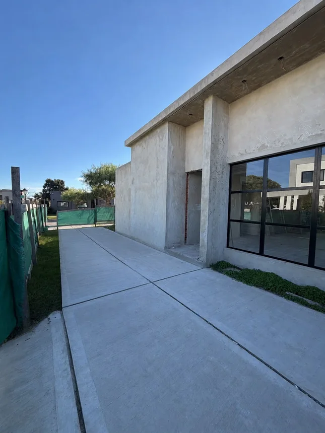 Casa en venta en Pilar