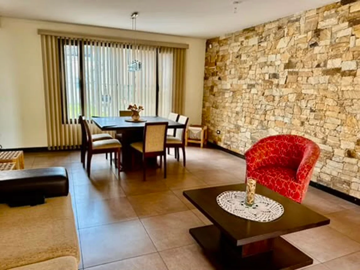 Casa en venta en Godoy Cruz, foto 2