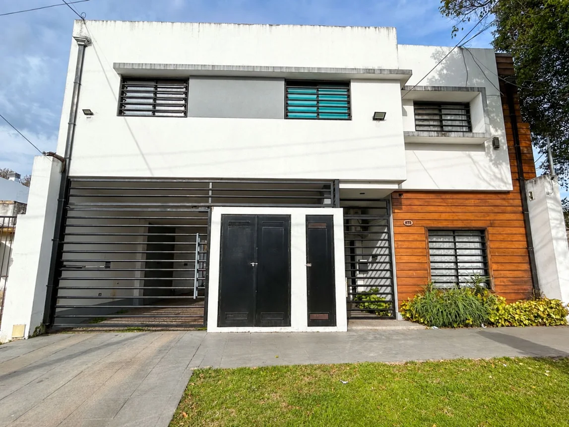 Departamento de 2 ambientes en venta en Lomas de Zamora, Estrada 600