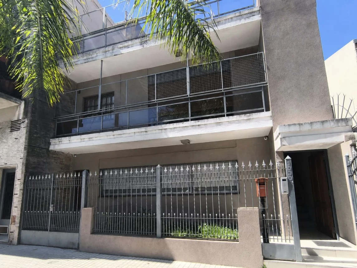 Casa de 6 ambientes en venta en Mataderos, Pieres 1000, foto 2
