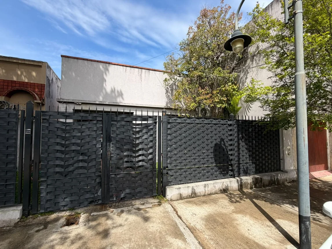 Casa de 4 ambientes en venta en San Fernando, Arenales 1400, foto 2