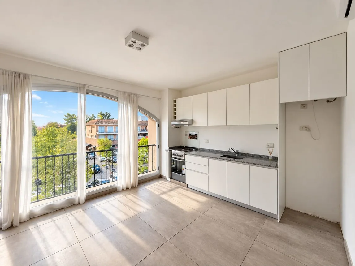 Departamento de 2 ambientes en venta en Villa Rosa, Rua Caamaño 600