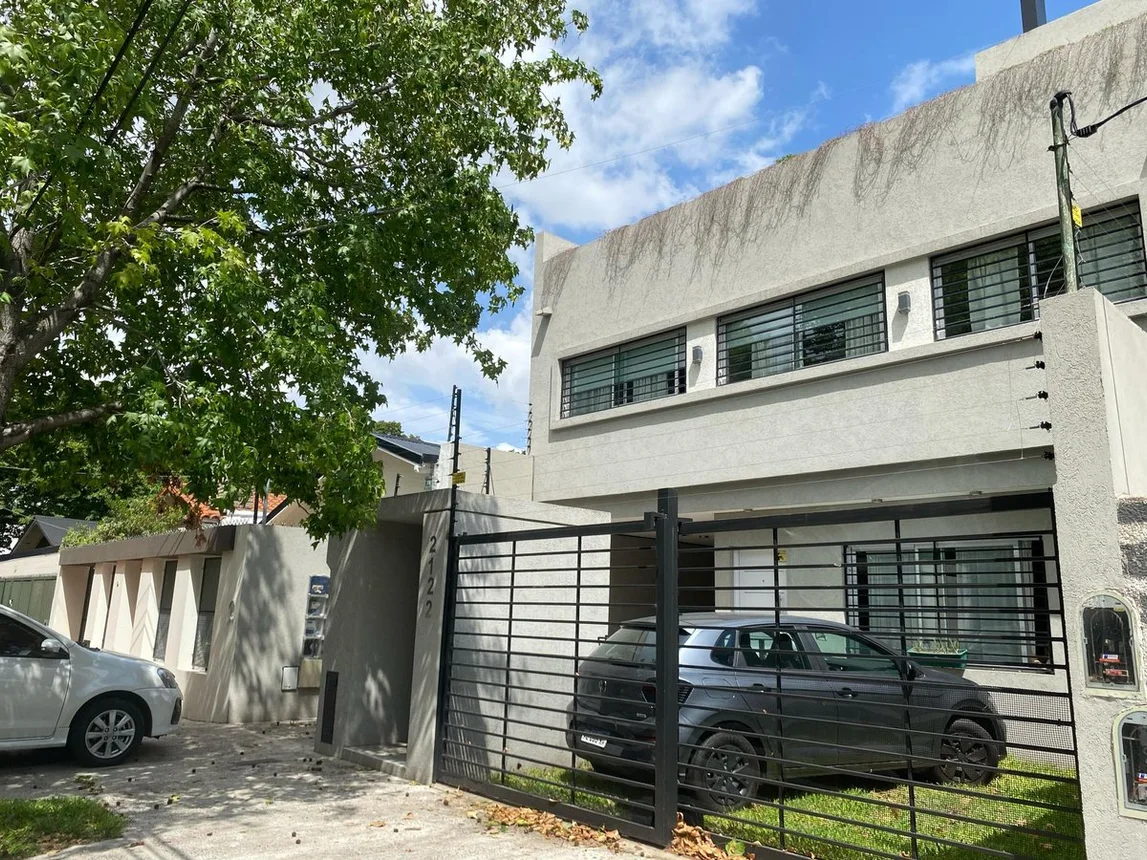 Casa dúplex en venta en Castelar