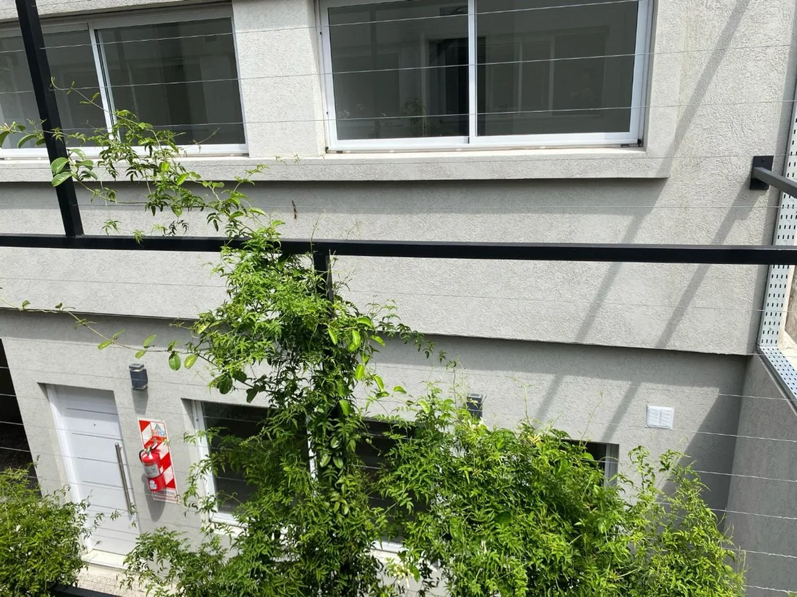 Casa dúplex en venta en Castelar, foto 2