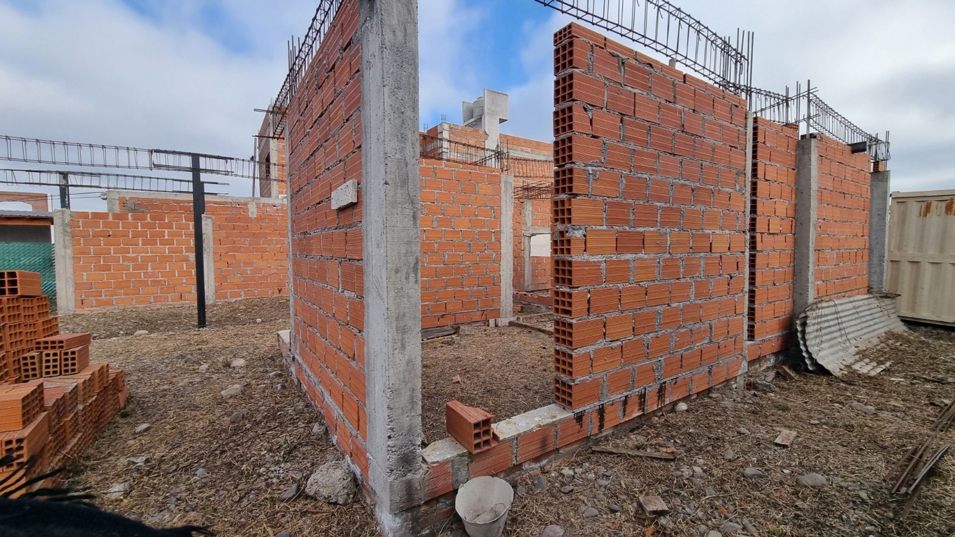 CASA EN CONSTRUCCION VENTA EKO DISTRITO CERRILLOS - foto 11