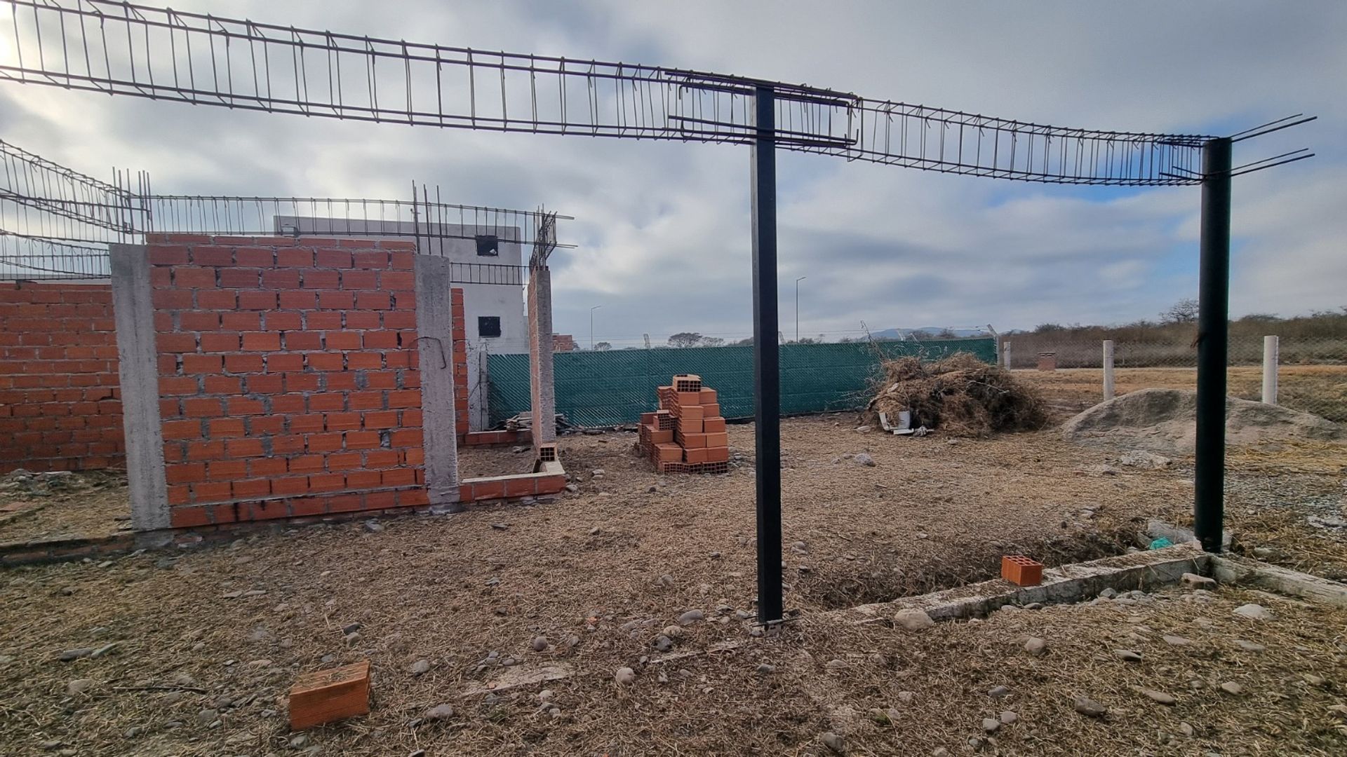 CASA EN CONSTRUCCION VENTA EKO DISTRITO CERRILLOS - foto 4