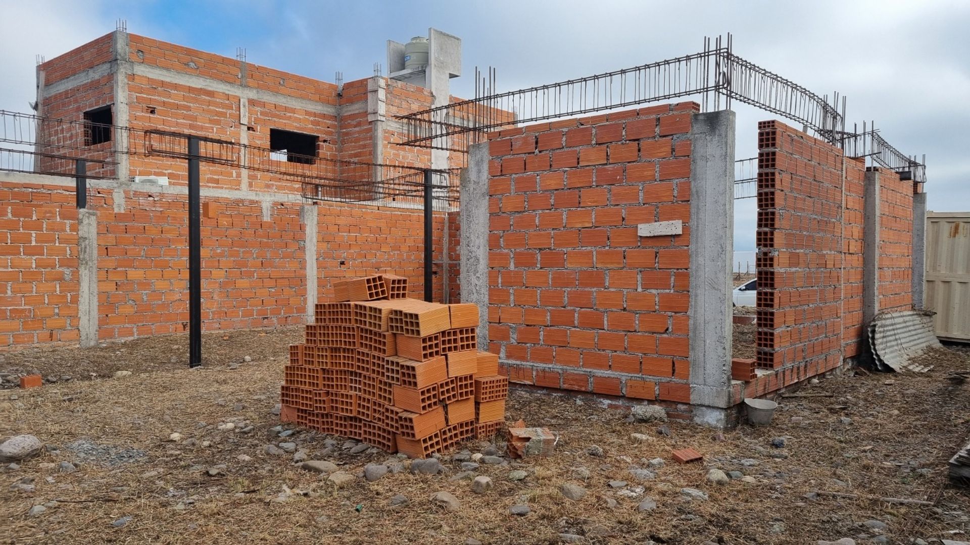 CASA EN CONSTRUCCION VENTA EKO DISTRITO CERRILLOS - foto 3