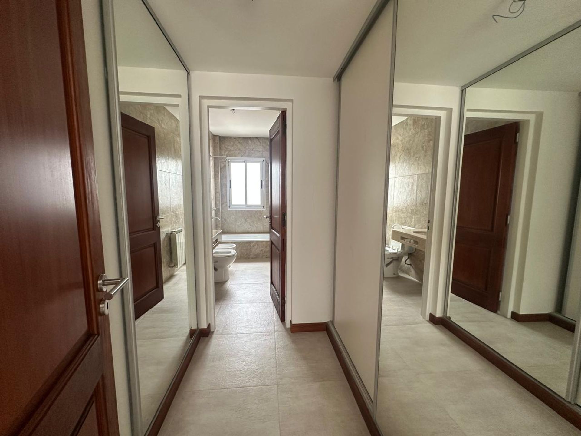 DEPARTAMENTO VENTA SEMIPISO MACROCENTRO - foto 12