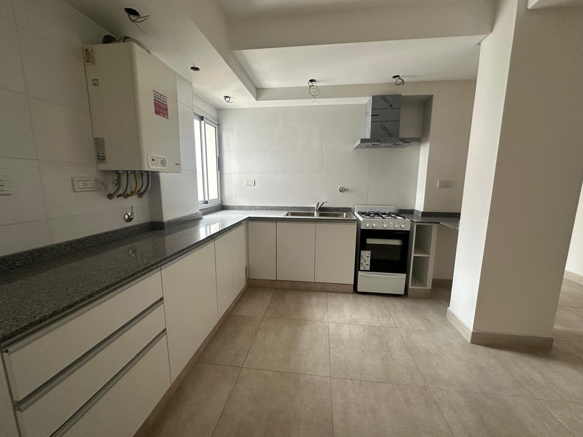 DEPARTAMENTO VENTA SEMIPISO MACROCENTRO - foto 16