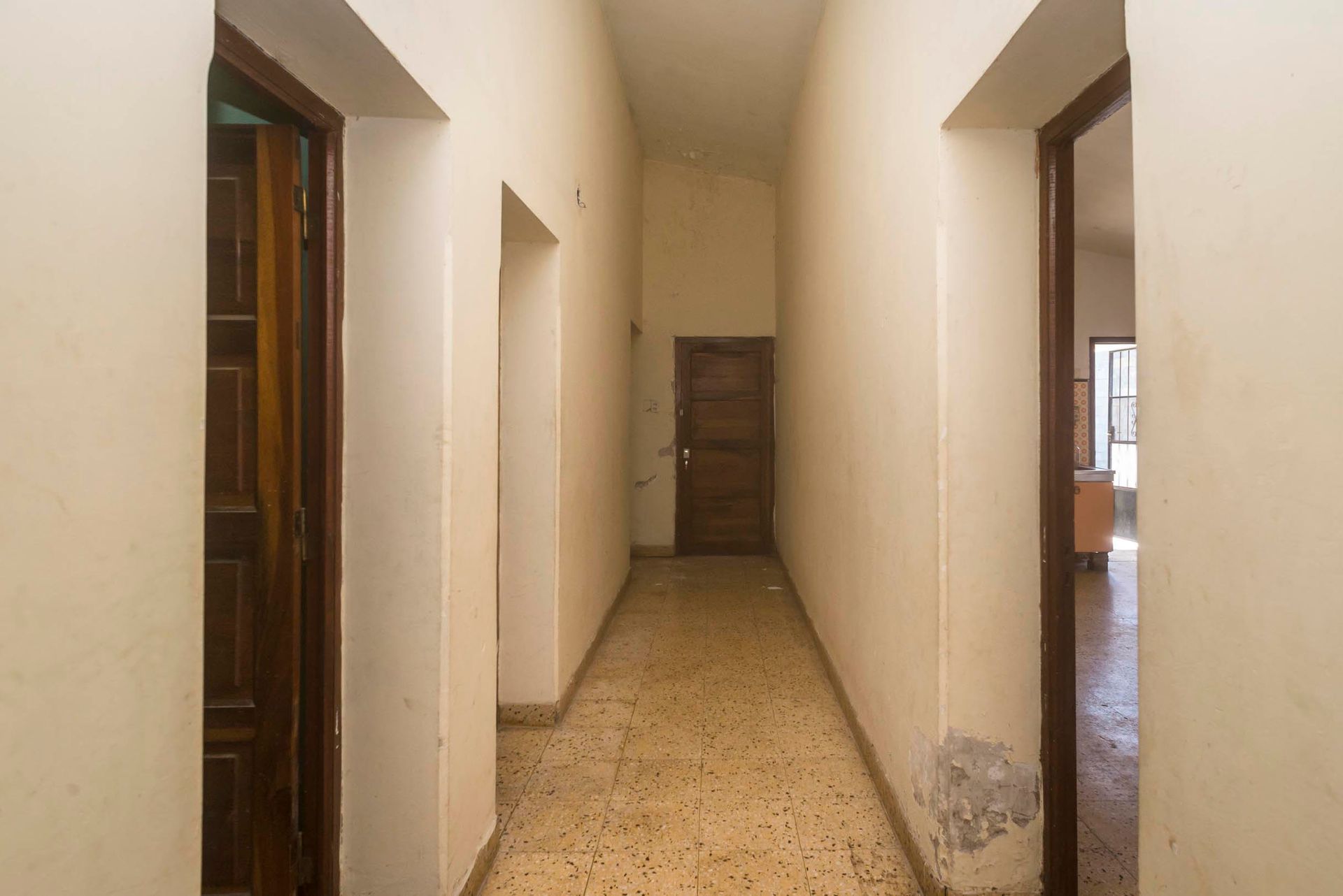 CASA EN VENTA CON GALPON SOBRE RN 68 CERRILLOS - foto 9