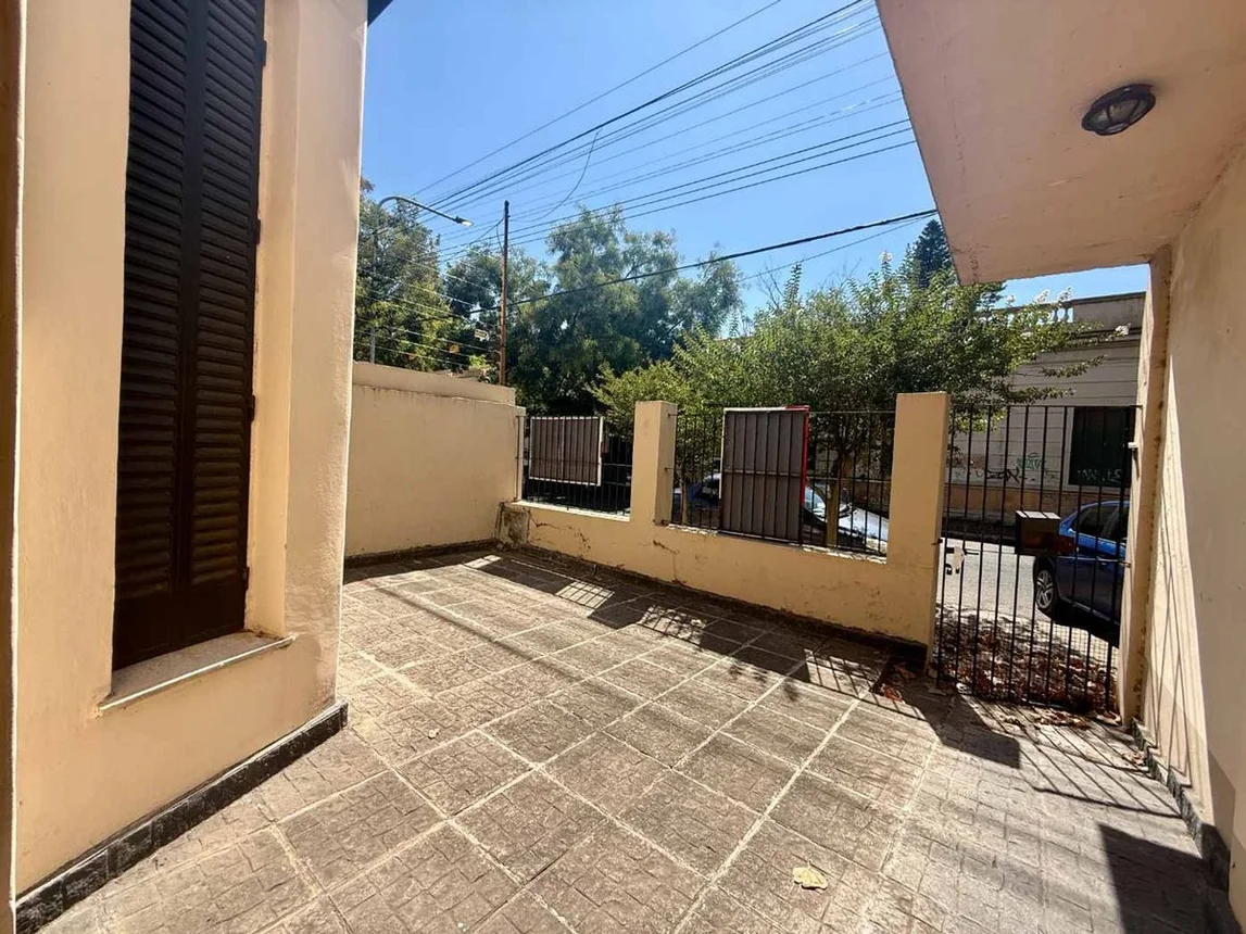 Casa en venta en Quilmes, foto 3