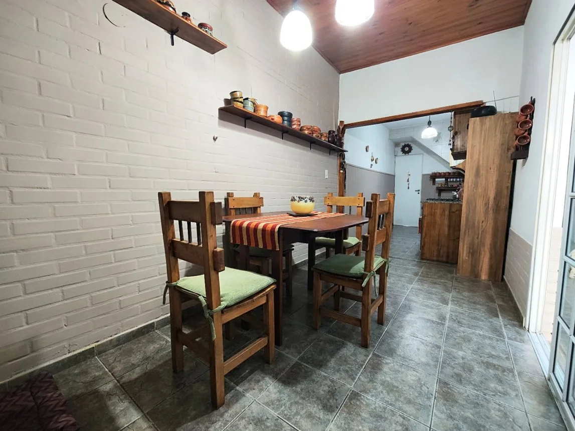 Casa de 6 ambientes en venta en Ciudadela, Falucho 1100, foto 4