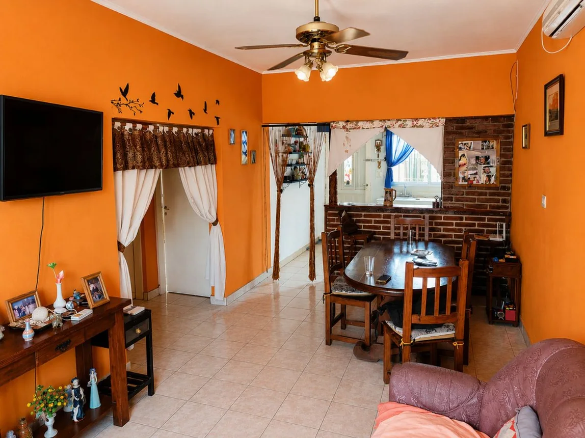 Casa de 3 ambientes en venta en Berazategui, Calle 12 1600, foto 2