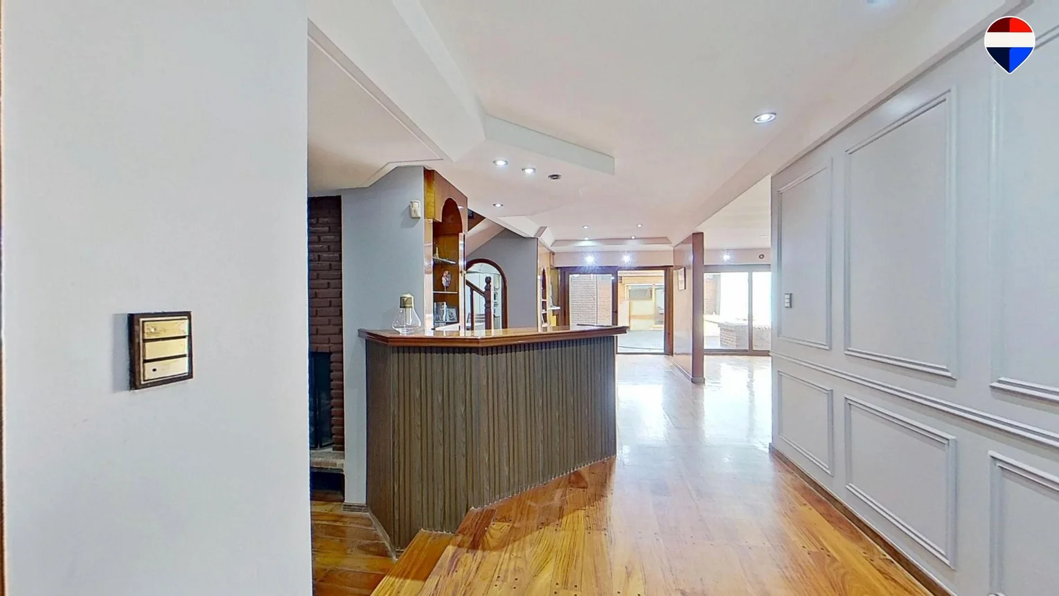 Casa de 6 ambientes en venta en Banfield, General Arenales 700, foto 2