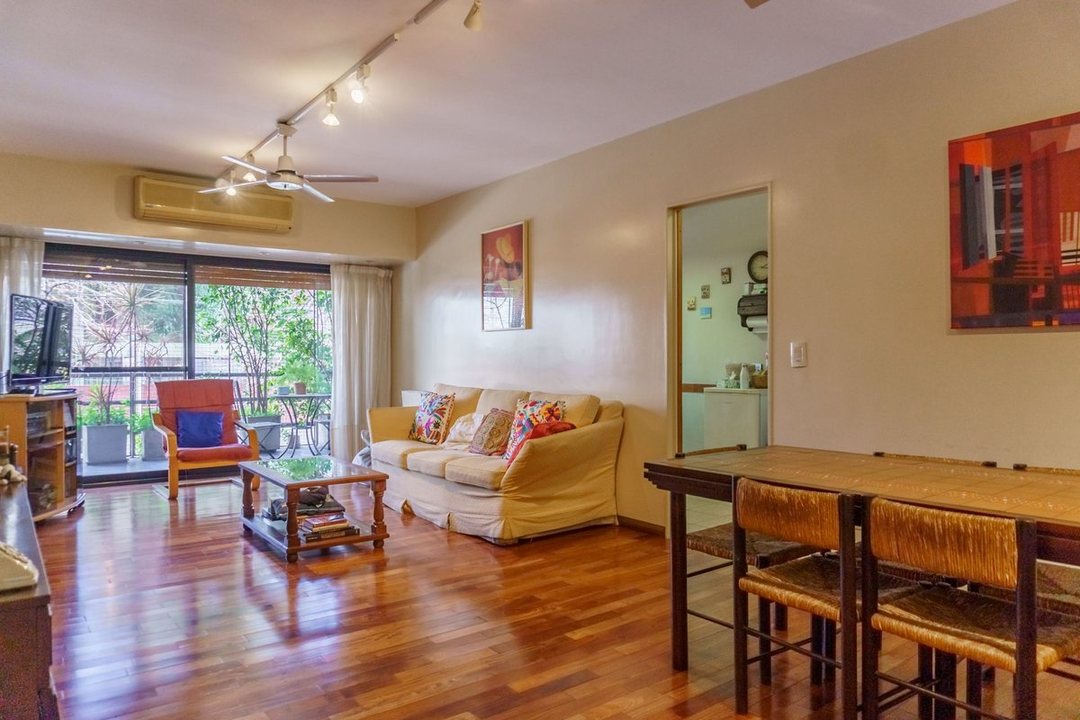 Venta Piso 4 Amb Pque Cente, Dep, Patio y Cochera