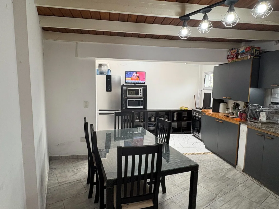 Casa de 5 ambientes en venta en Tolosa, Camino General Belgrano 400, foto 4