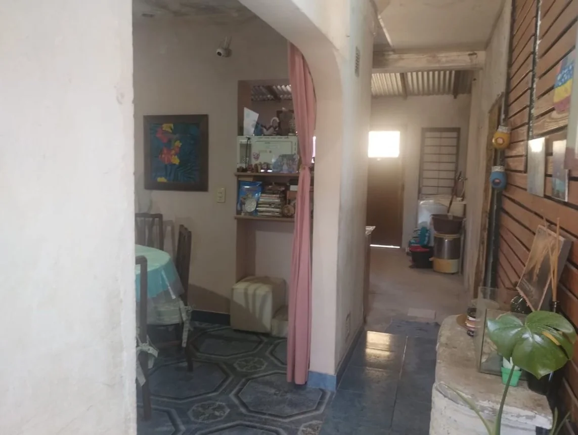 Casa tríplex de 4 ambientes en venta en Rosario, Génova 8300, foto 3