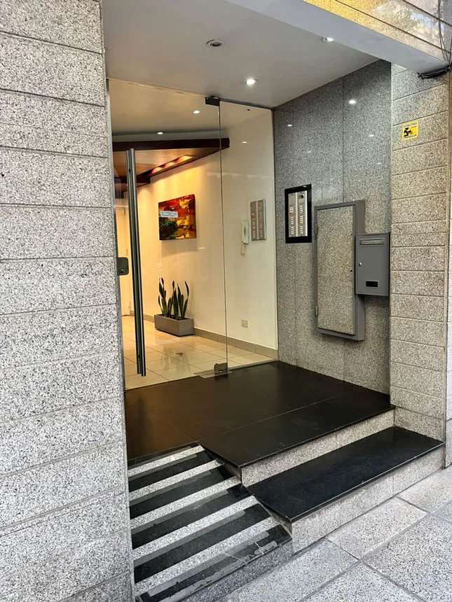 Departamento de 2 ambientes en venta en Recoleta, Ecuador 1300, foto 2