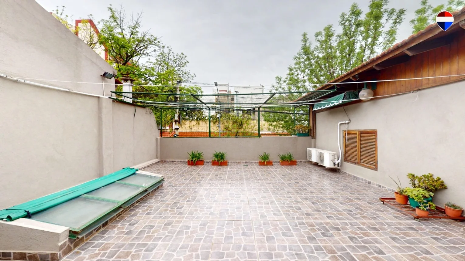 Casa de 5 ambientes en venta en Flores, Neuquén 2500