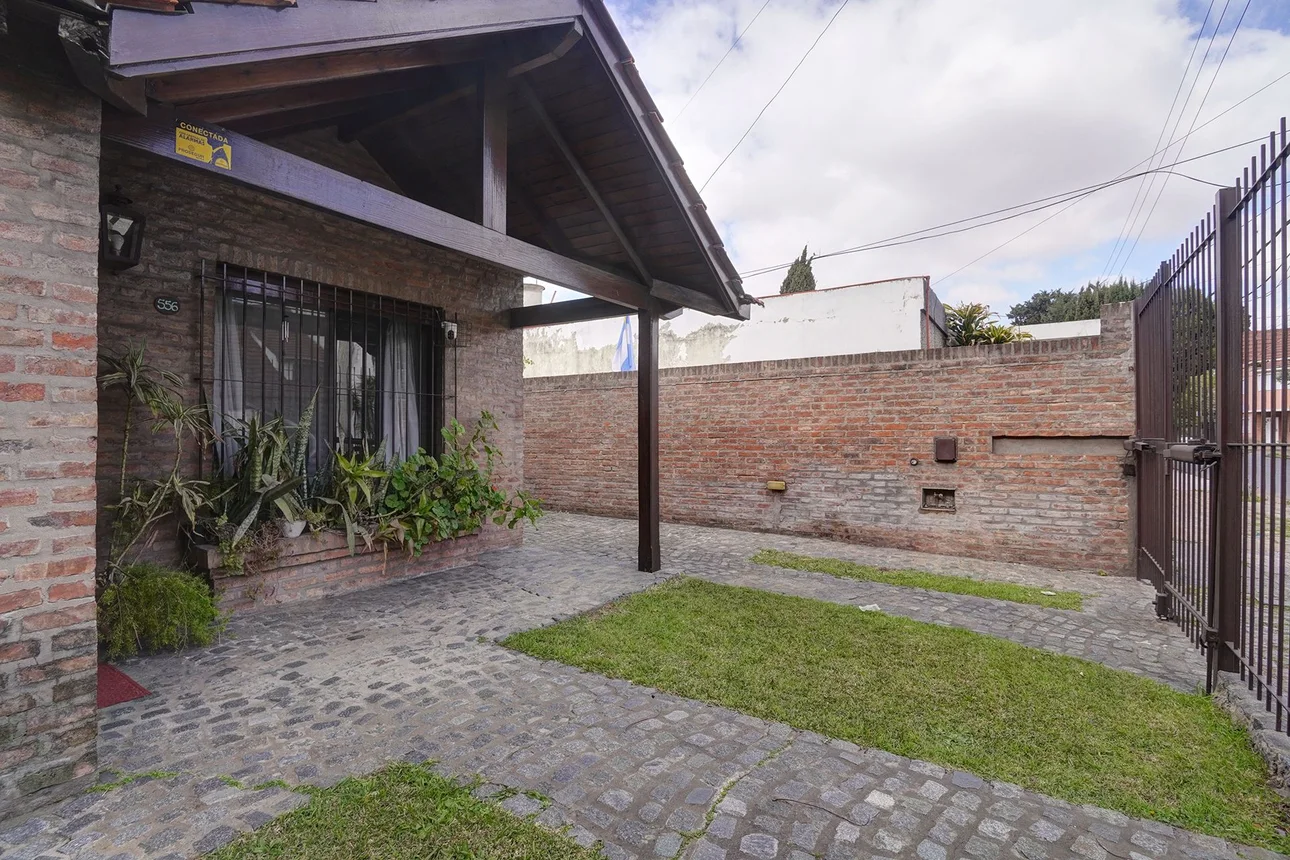 Casa en venta en Ramos Mejía, foto 3