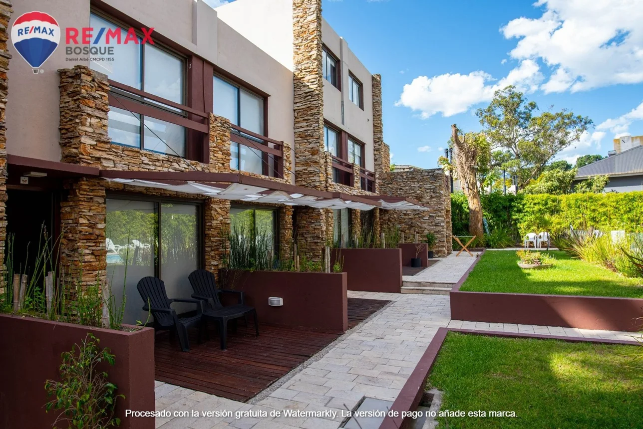 Dúplex de 3 ambientes en venta en Pinamar, Avenida Martín Pescador 1100