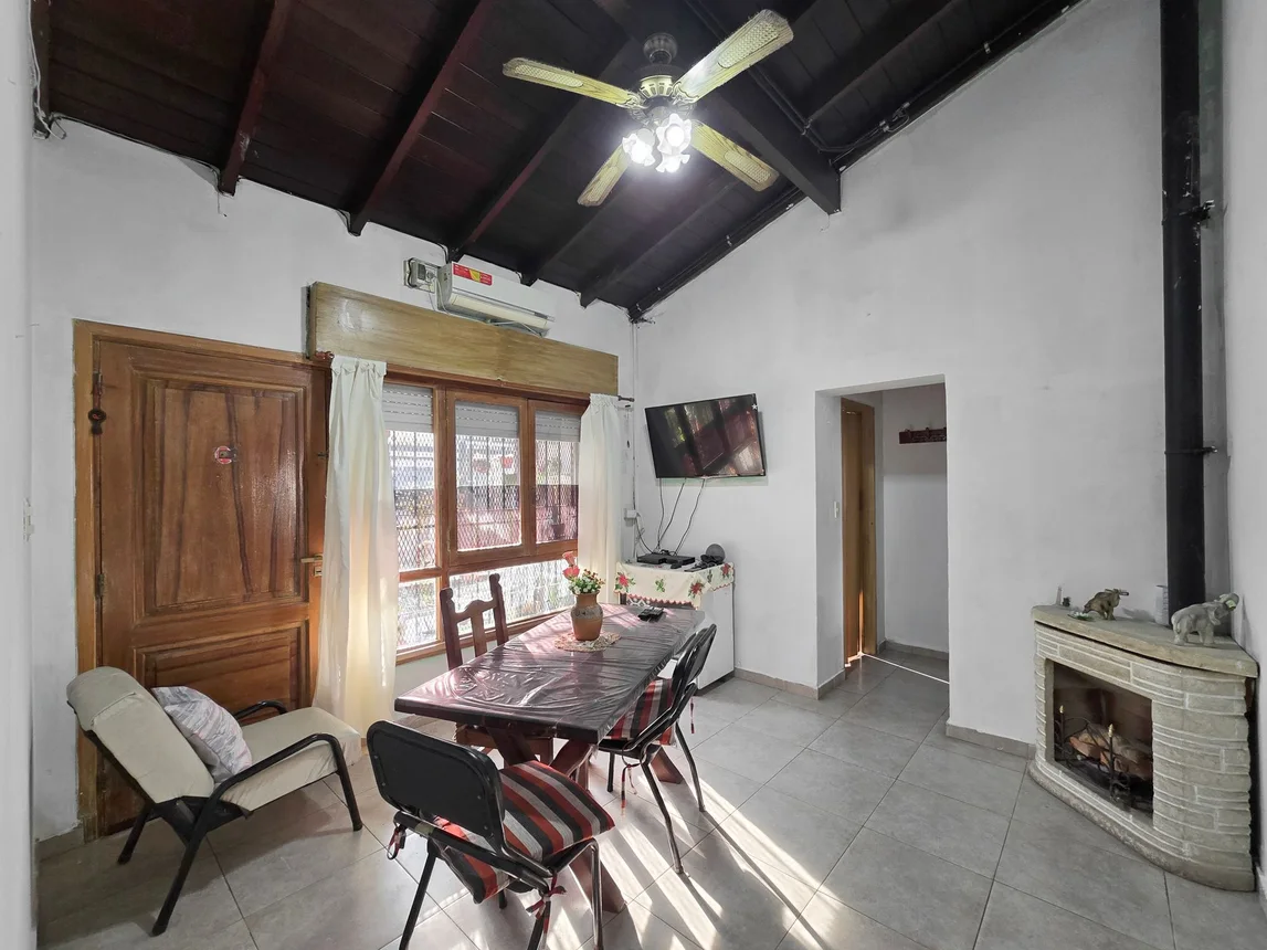 Casa de 5 ambientes en venta en San Antonio de Padua, French 500