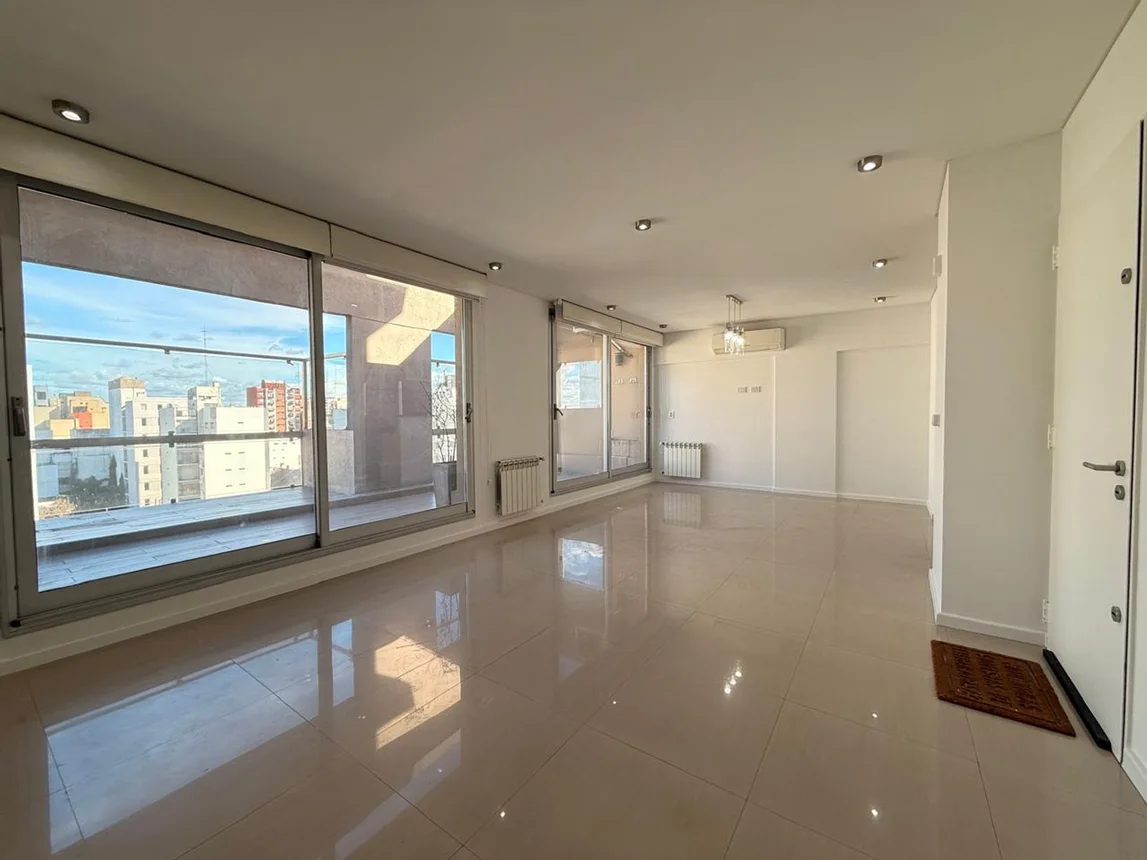 Piso de 4 ambientes en venta en Lanús Oeste, Carlos Gardel 0, foto 3